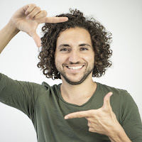 Logo d'Yannis Adelbost / Digital - SocialMedia - UX - Analytics