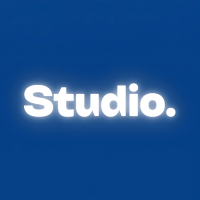 Logo de Studio.